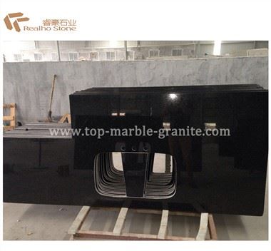 Granit negru de perle